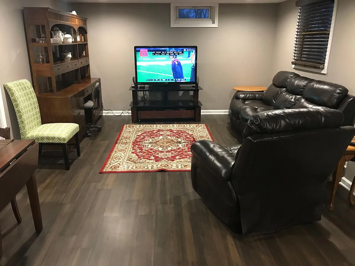 1 bed, 800 sqft, $1,100 — Photo 2
