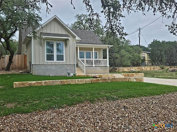2nd image of 1095 Diamondhead Dr