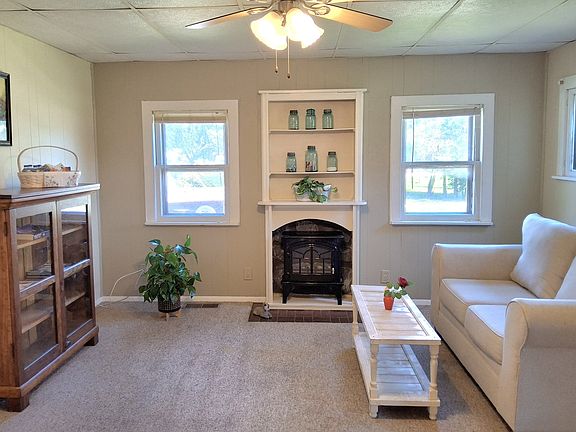 5th image of 406 Cottage Row