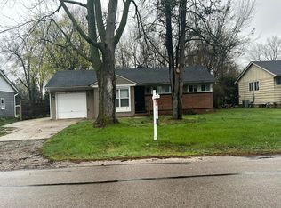 375 Douglas Rd, Batavia, IL
