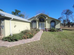 8430 Madrid Rd, Weeki Wachee, FL 34613