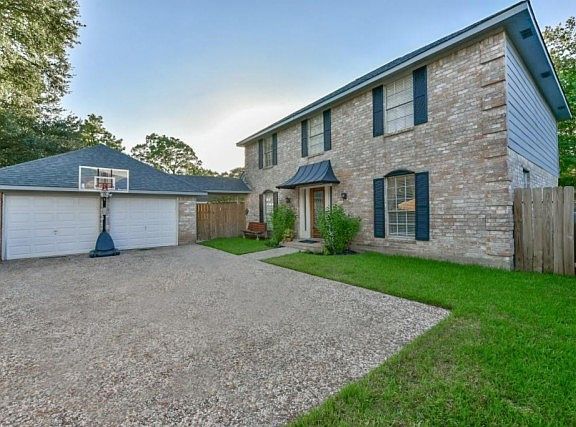 2nd image of 12018 Nova Dr