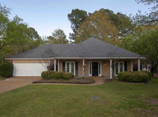 113 Cedar Pine Ln, Madison, MS 39110