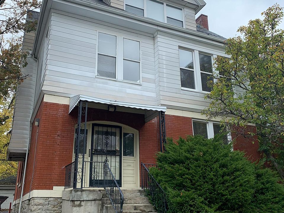 1st image of 2191 Victory Pkwy APT 2
