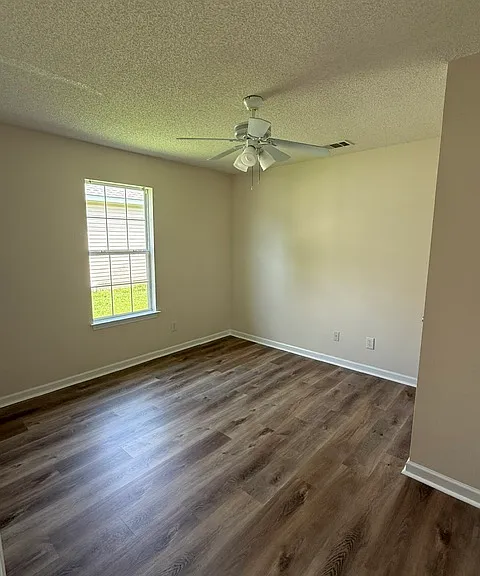 141 Millbrook Dr — Photo 9