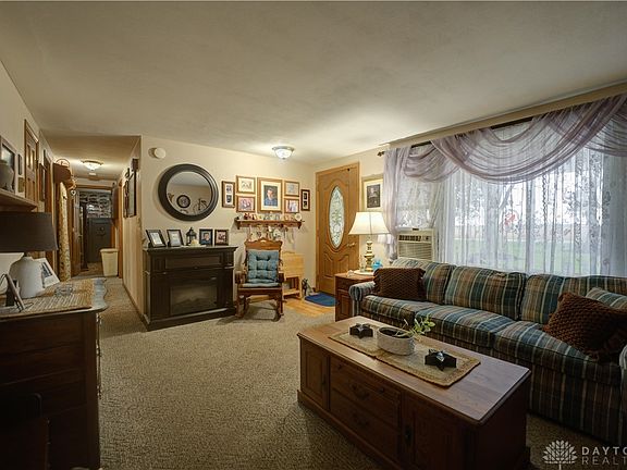 5th image of 5828 Folkerth Rd
