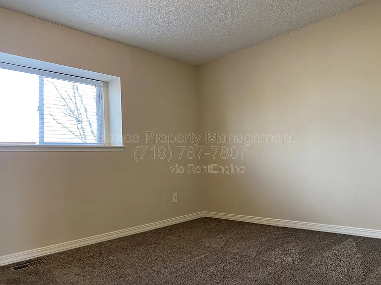 2486 Astrozon Cir — Photo 17