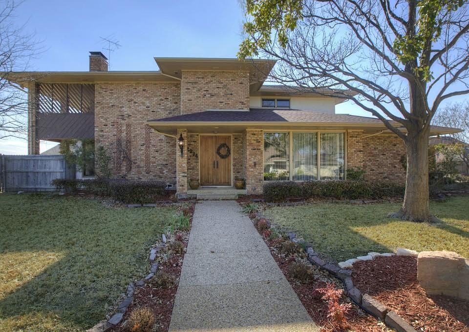 1st image of 2214 Royal Crest Dr