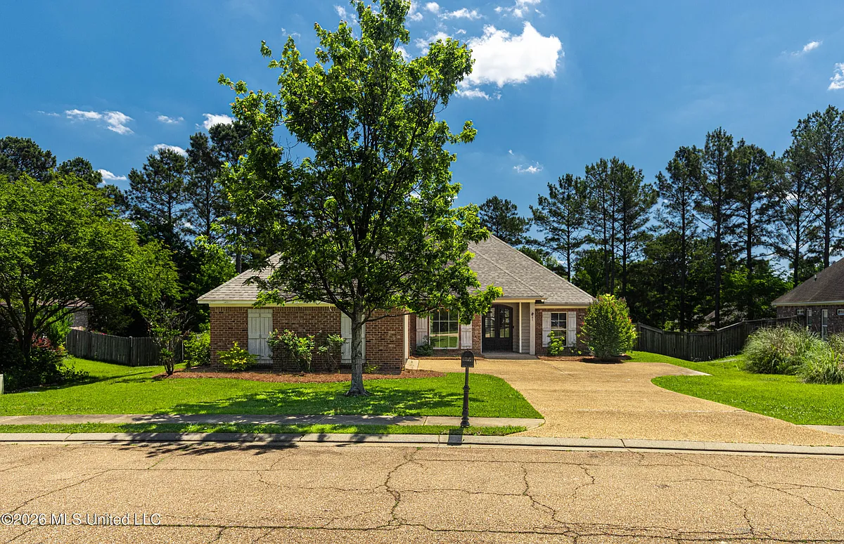 Building Photo - 108 Buckeye Dr