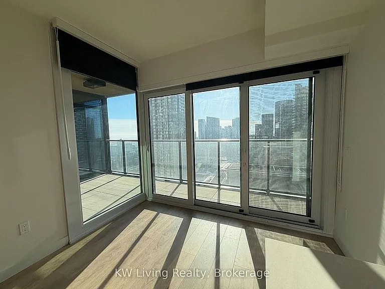 3 Concord Cityplace Way #2712 — Photo 11