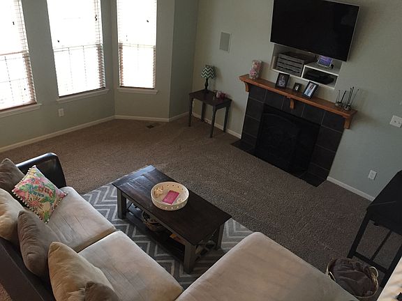 5th image of 1327 W Tiffany Ct