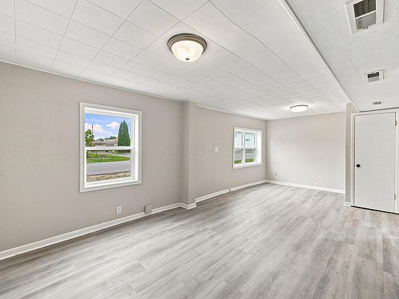 4th image of 6 Wade St