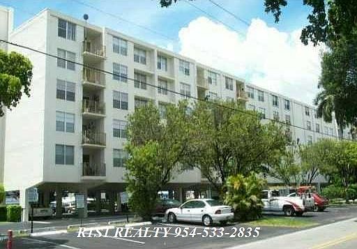 1st image of 1600 NW 15th St