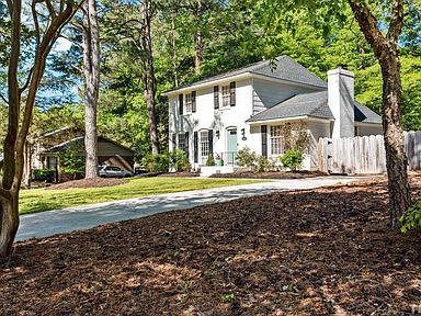 6649 Lynndale Dr, Raleigh, NC 27612 | Zillow