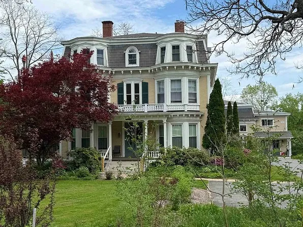 106 Main St #5, Putney, VT 05346