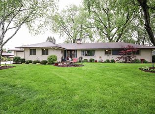 435 N Alfred Ave, Elgin, IL 60123