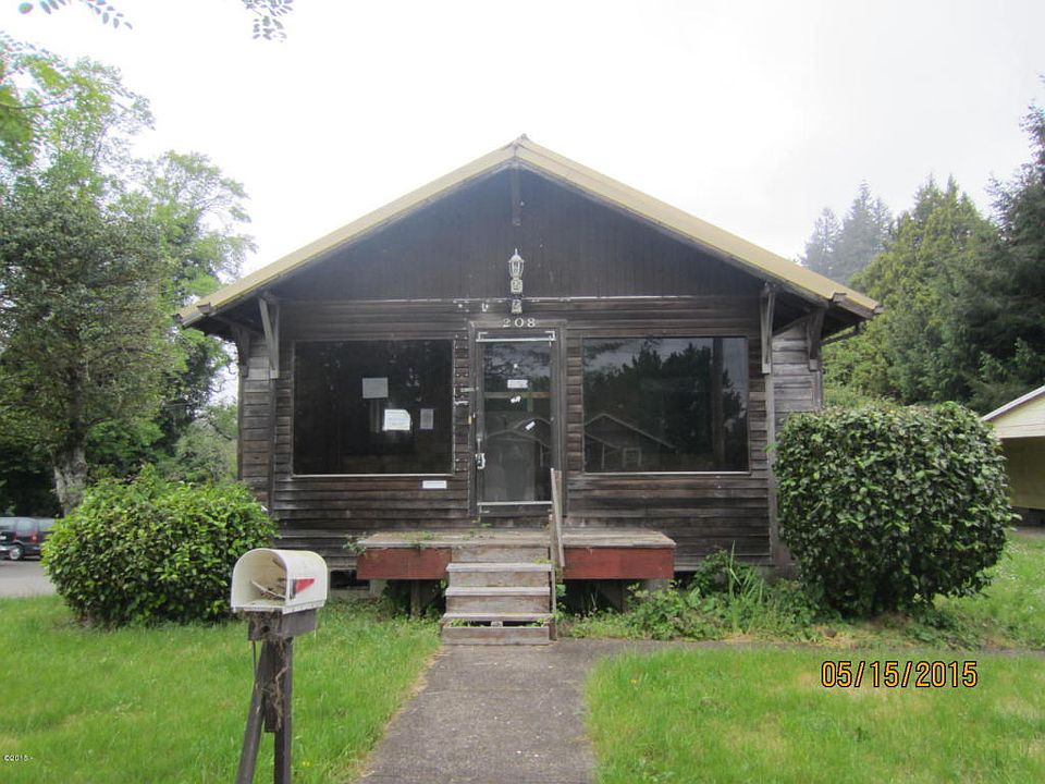 1st image of 208.5 SE Alder St