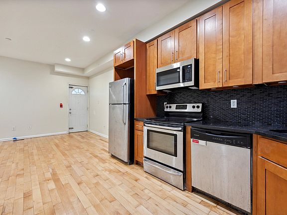 2nd image of 1829 N 18th St #1