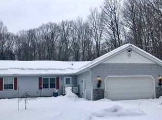 1916 Berger Rd, Petoskey, MI 49770