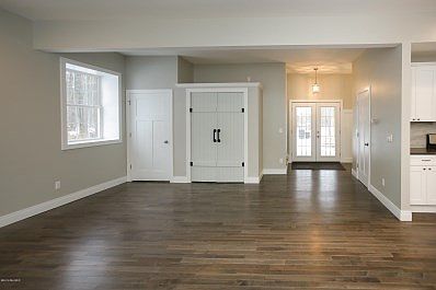 12600 s minges road-105