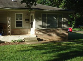 1438 W Calhoun St, Springfield, MO 65802