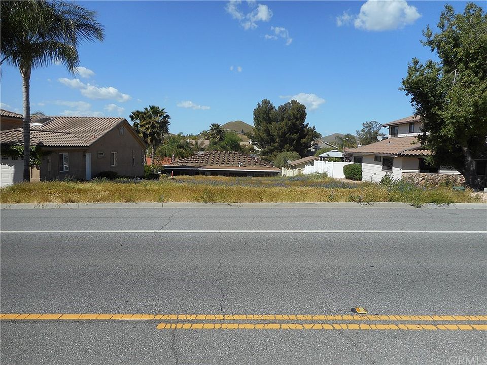 1st image of 0 Canyon Lake Dr S