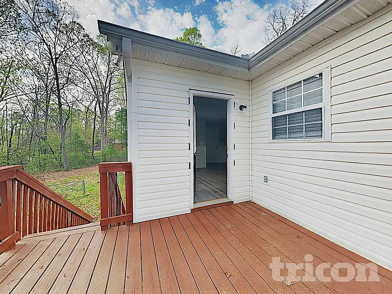 162 Robbens Dr — Photo 13