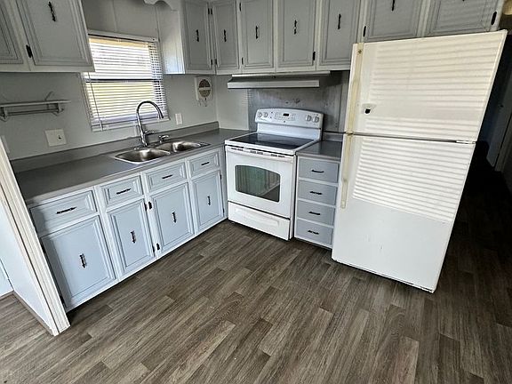 3rd image of 311 Sydney Ln Lot 8