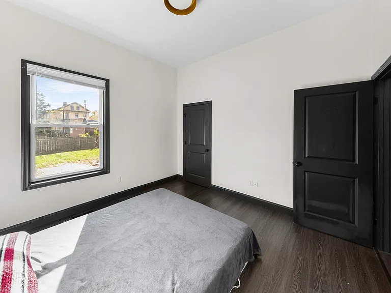 125 Tobey St #1 — Photo 6