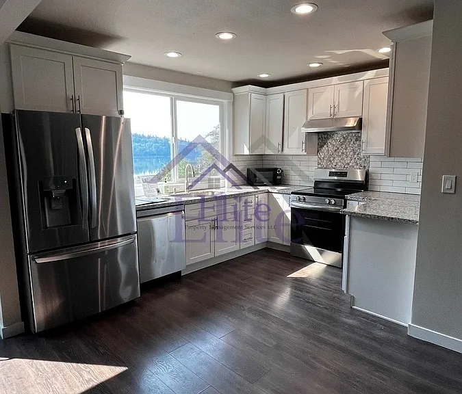 2111 E State Route 3 — Photo 11