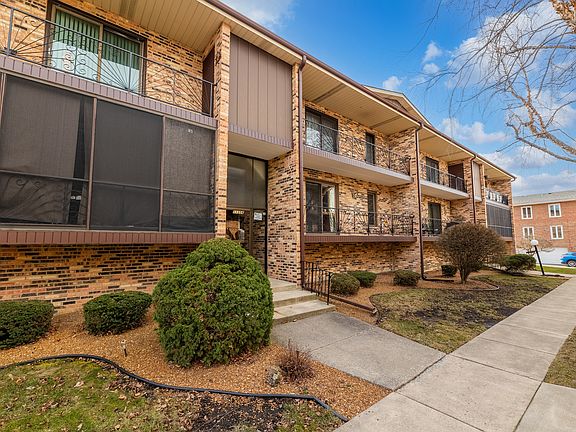 3rd image of 11360 Moraine Dr APT G
