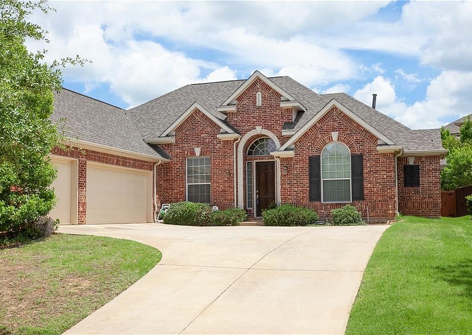 1st image of 1340 Terrace Dr