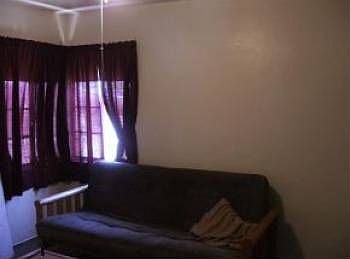 4th image of 3914 Porter Ave