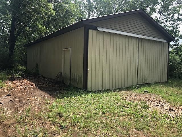 2nd image of 11085 E Division Rd