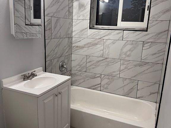 Newly fully renovated bathroom