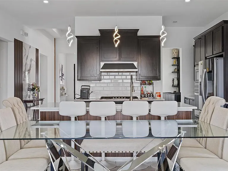 1332 Al Fresco Cv — Photo 40