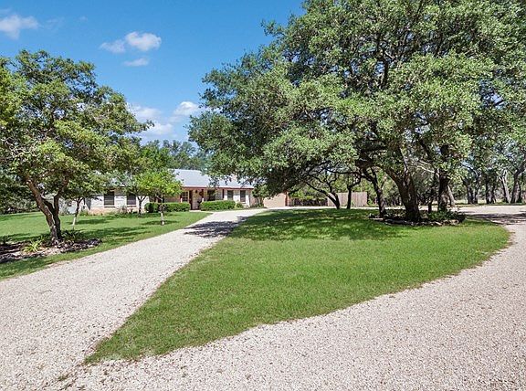 3rd image of 649 Cherry Hollow Dr