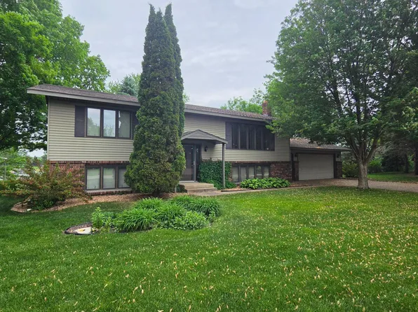 17336 Floralview Ct, Cold Spring, MN 56320