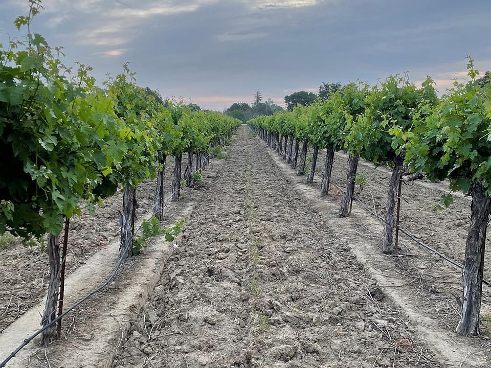 12521 E Locke Rd, Lockeford, CA 95237 MLS 223018465 Zillow