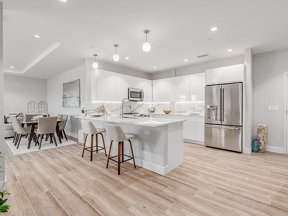 3rd image of 41 SW Seminole Street #410