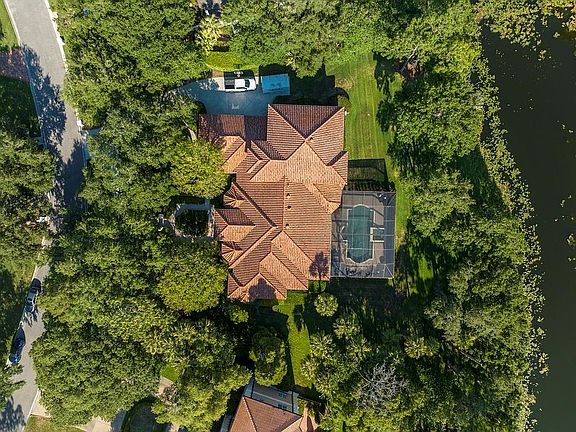 4th image of 6407 E Maclaurin Dr