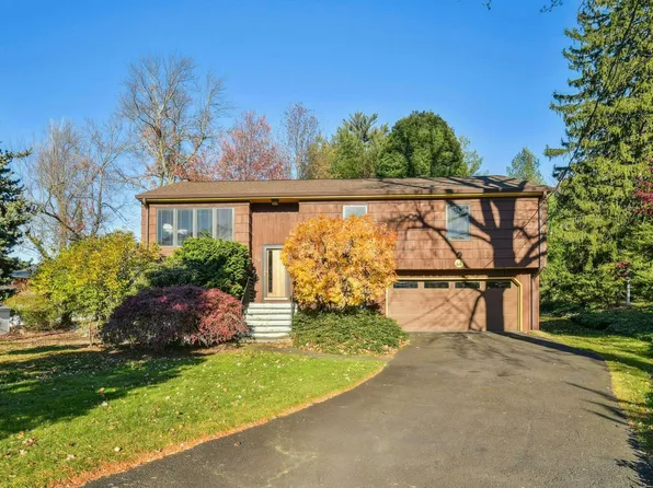 66 Stamford Avenue, Stamford, CT 06902