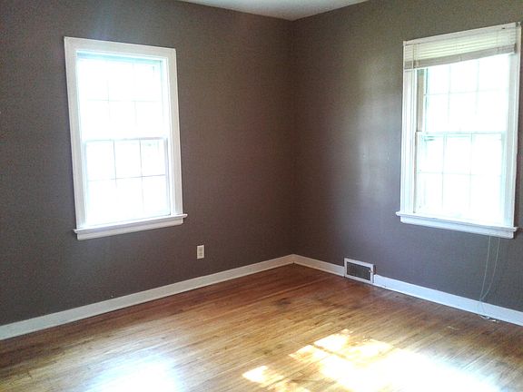 4th image of 1513 Hosmer St