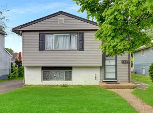 245 Wright St, Westbury, NY 11590