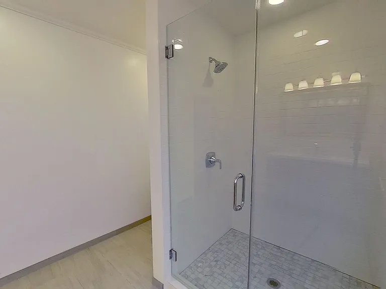 2806 Foothill Rd — Photo 16