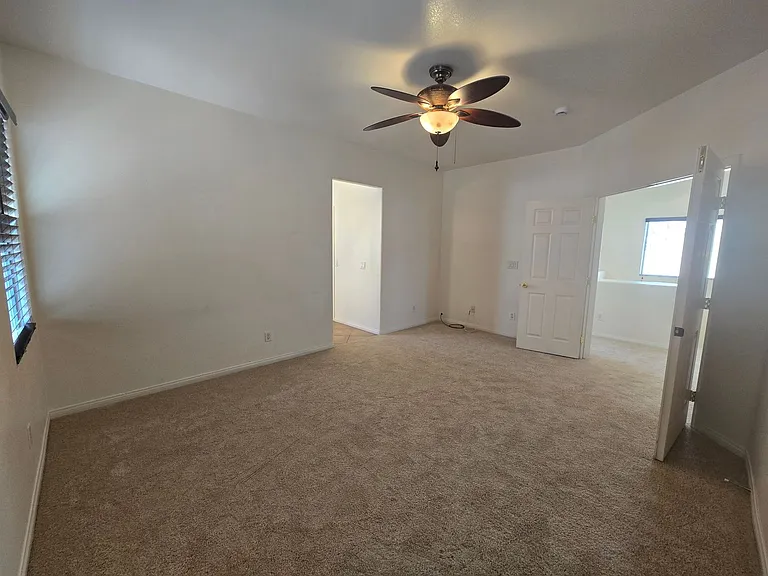 9164 Craven Ave — Photo 34