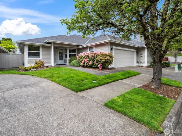 1102 Garden Circle, Tacoma, WA 98466