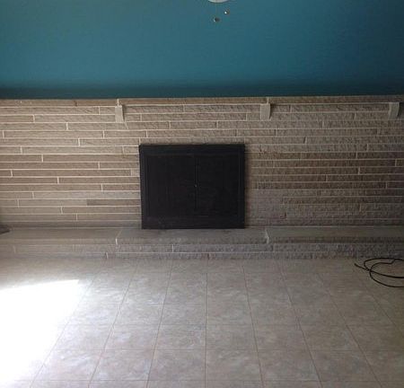 3rd image of 7379 Gayview St