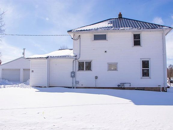 4th image of 336 Boyd Street