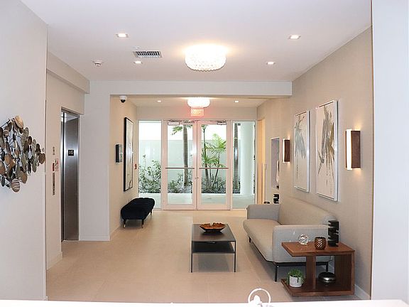 5th image of 226 Ocean Dr APT 4E